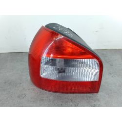 LAMPA TYLNA LEWA AUDI A3 8L 1.6 8V 102KM1.6 8V20018L0945095B                                            