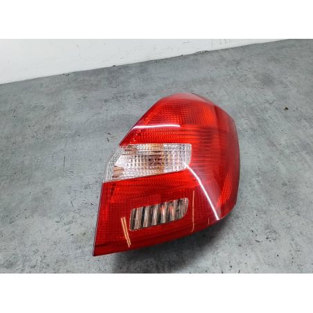 LAMPA TYLNA PRAWA SKODA FABIA II 1.6 16V 105KM 1.6 16V 2008 5J6945096 5J6945112 5J6945096A  