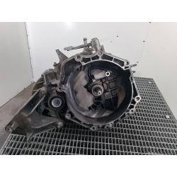 SKRZYNIA BIEGÓW MANUALNA OPEL ASTRA J 1.7 CDTI 110KM1.7 CDTI2011M32                                            