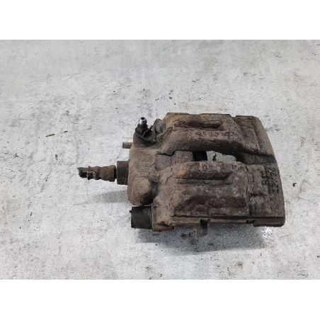 ZACISK HAMULCOWY PRAWY TYŁ BMW E90 2.0D 2.0 D 2011 