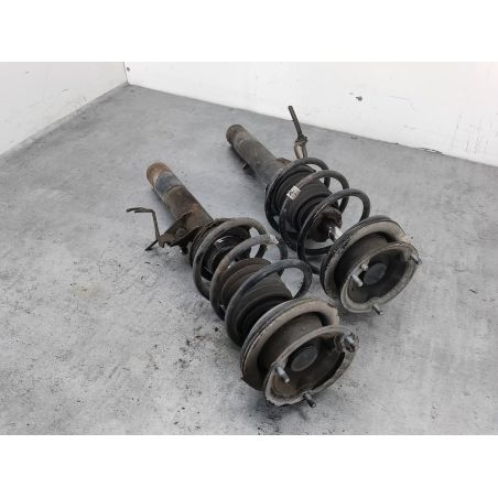 AMORTYZATORY PRZÓD KOMPLET BMW E90 2.0D 2.0 D 2011 AMORTYZATORY PRZÓD KOMPLET 