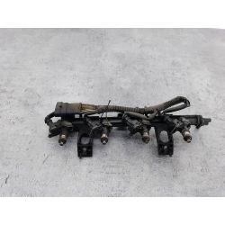 LISTWA WTRYSKOWA RENAULT CLIO III 1.2 16V 75KM1.2 16V20068200286064  8200292590                                            