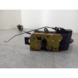 ZAMEK DRZWI PRAWY PRZÓD FORD FOCUS I  1.6 16V DOHC 101KM1.6 16V20032S4A-A2181-CB BOSCH                                            