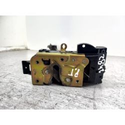 ZAMEK DRZWI PRAWY TYŁ FORD FOCUS I  1.6 16V DOHC 101KM1.6 16V20032S4A-A26412-BB BOSCH                                            