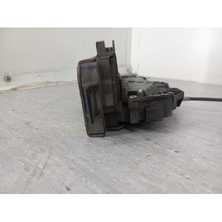 ZAMEK DRZWI LEWY TYŁ FORD FOCUS I  1.6 16V DOHC 101KM 1.6 16V 2003 2S4A-626413-AB 