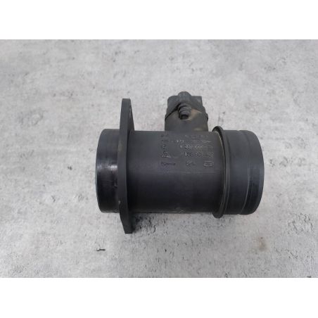 PRZEPŁYWOMIERZ POWIETRZA VW PASSAT B5 1.9 TDI 110KM 1.9 TDI 1998 028906461 