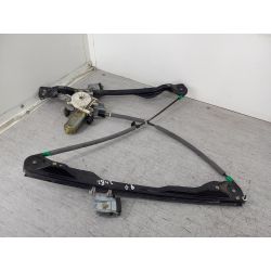 PODNOŚNIK SZYBY PRAWY PRZÓD FORD FOCUS I  1.6 16V DOHC 101KM1.6 16V2003XS4123200                                            