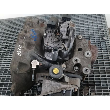 SKRZYNIA BIEGÓW PÓŁAUTOMAT OPEL ASTRA H 1.6 16V 105KM 1.6 16V 2004 F17W394 