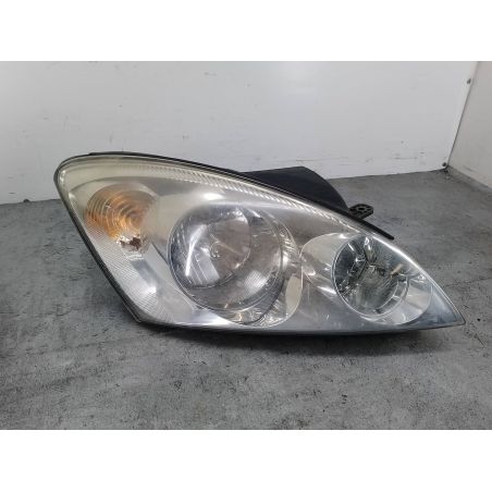 LAMPA PRZÓD PRAWA KIA CEE'D I 1.6 CRDI 115KM 1.6 CRDI 2007 92102-1H0XX 