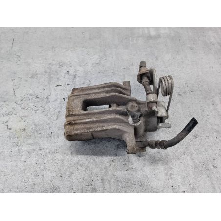 ZACISK HAMULCOWY PRAWY TYŁ AUDI A4 B7 1.8 20V 163KM 1.8 20V 2005 