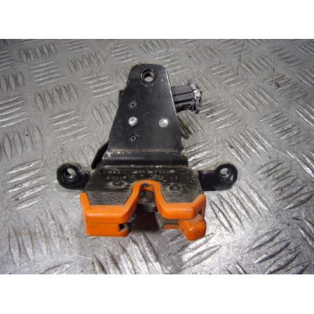 ZAMEK TYLNEJ KLAPY SKODA FABIA I 2000 6Y0827501D 