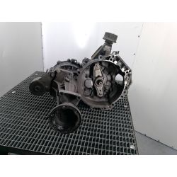 SKRZYNIA BIEGÓW MANUALNA VW TRANSPORTER T4 2.4 D 78KM2.4 D1995CCW                                            