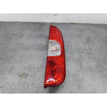 LAMPA TYLNA PRAWA FIAT DOBLO I FL 1.9 JTD 2005 51755144 20110999  
