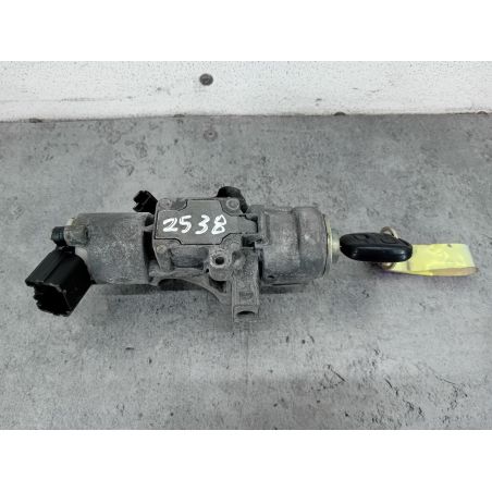 STACYJKA TOYOTA AVENSIS II T25 1.8 VVT-I 129KM 1.8 VVT-I 2003 M0501517/8 