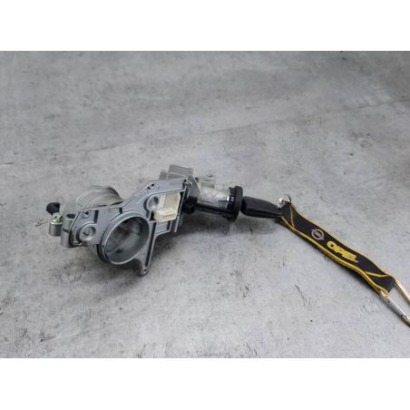 STACYJKA OPEL ZAFIRA B 1.9 CDTI 120KM 1.9 CDTI 2006 2421430 N0501881  Z155 120 2253 