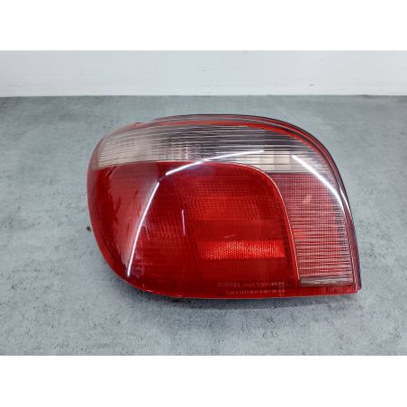 LAMPA TYLNA LEWA TOYOTA YARIS I 1.0 16V 68KM 1.0 16V 2001 8P4 68 2442 