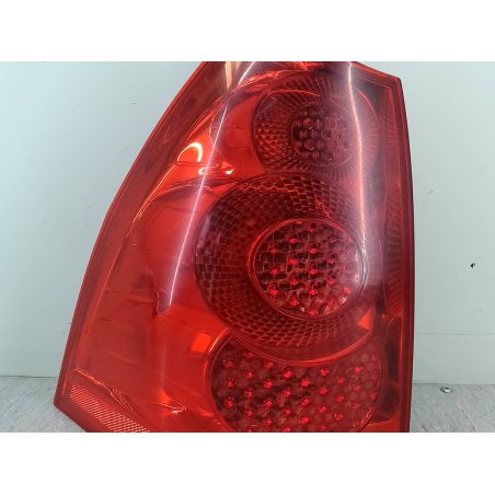 LAMPA TYLNA LEWA PEUGEOT 307 SW 1.6 HDI 2006 557686A JHX 