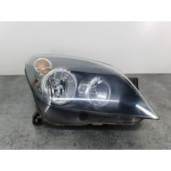 LAMPA PRZÓD PRAWA OPEL ASTRA H 1.6 16V 105KM1.6 16V20051EG270370-32Z1631052539                                            