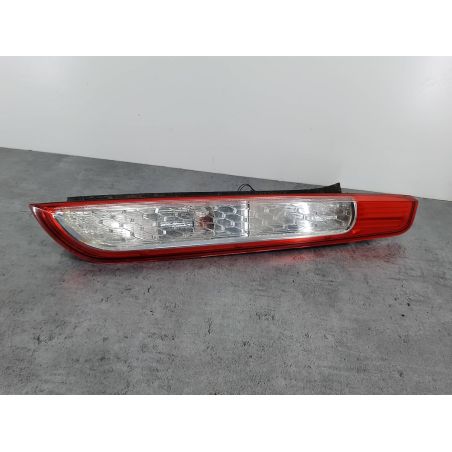 LAMPA TYLNA PRAWA FORD FOCUS II FL 1.6 TDCI 2009 8M51-13404-A H4 90 2387 