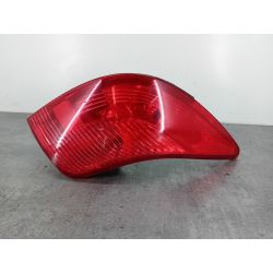 LAMPA TYLNA PRAWA PEUGEOT 308 I SW 1.6 HDI 90KM1.6 HDI2009KTQ902830                                            