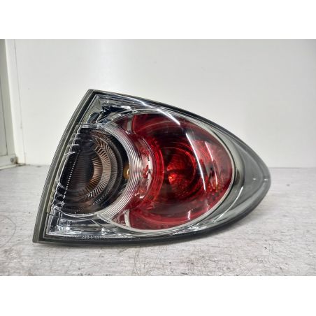 LAMPA TYLNA PRAWA MAZDA 6 I 2.0 147KM 2.0 16V 2006 220-61981R 25H 147 2557 
