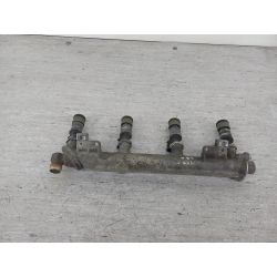 LISTWA WTRYSKOWA SATURN VUE I 2.2 16V 143KM2.2 16V200312574825  12564446701432306                                            