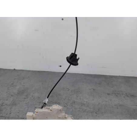 ZAMEK DRZWI LEWY PRZÓD SEAT EXEO 2.0 TDI 120KM 2.0 TDI 2011 8E1837015 LC9Z 120 2307 