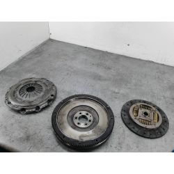 KOŁO DWUMASOWE KOMPLETNE SKODA SUPERB II 1.9 TDI 105KM1.9 TDI2010C375689 C377074 C203473LF9R1052450                                            