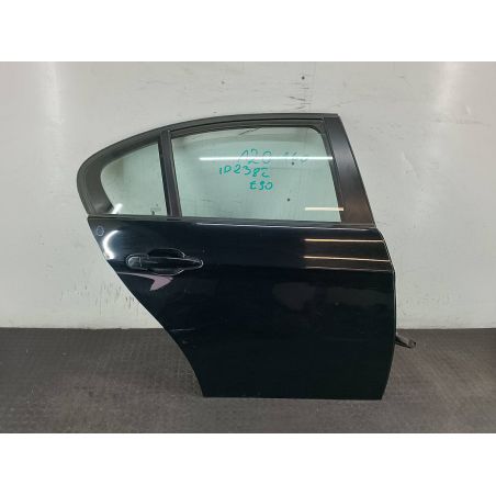 DRZWI TYŁ PRAWY BMW E90 2.0D 2.0 D 2011 DRZWI TYŁ PRAWY  668 163 2382 