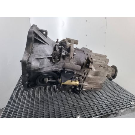 SKRZYNIA BIEGÓW MANUALNA IVECO DAILY III 2.8 D 2002 6S300  8870921 125 2465 