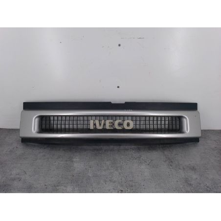 ATRAPA GRILL GRIL IVECO DAILY III 2.3 TD 2004 211807 116 2422 