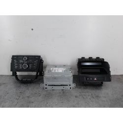 ZESTAW MULTIMEDIALNY OPEL ASTRA J FL 1.7 CDTI 110KM1.7 CDTI201422976603  13360090  13390277Z22S1102568                                            