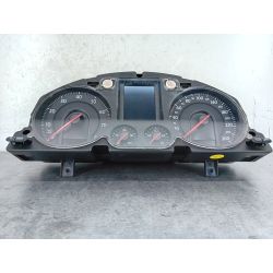 LICZNIK VW PASSAT B6 1.6 8V 102KM1.6 8V2005LA7W1022581                                            