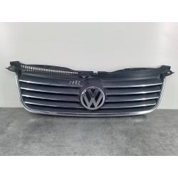 ATRAPA GRILL GRIL VW PASSAT B5 FL 1.6 8V 102KM1.6 8V20023B0853651HLB5S1022772                                            