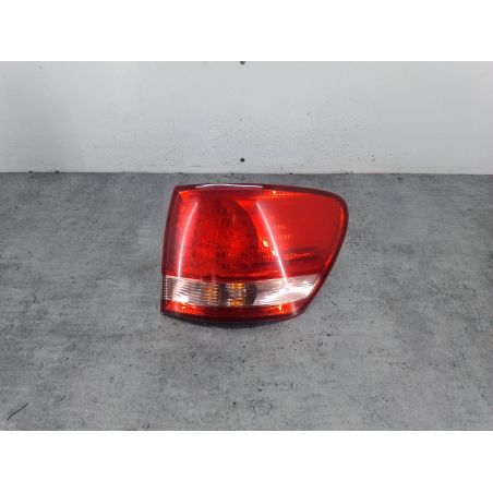 LAMPA TYLNA PRAWA TOYOTA AVENSIS VERSO 2.0 D4D 116KM 2.0 D-4D 2003 1C0 116 1927 