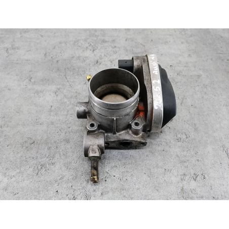 PRZEPUSTNICA AUDI A4 B6 1.6 8V 102KM 1.6 8V 2002 06B133062P LZ5L 102 2652 