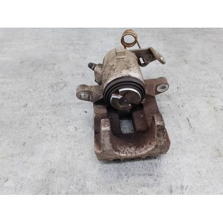 ZACISK HAMULCOWY PRAWY TYŁ VW BORA 1.9 TDI 110KM 1.9 TDI 2001 LC9Z 110 2796 