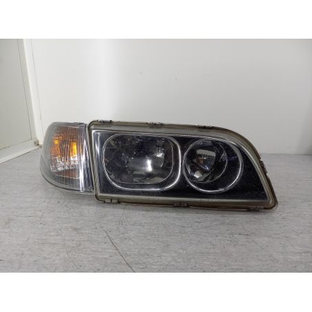 LAMPA PRZÓD PRAWA VOLVO V40 I 1.8 16V 122KM  1.8 16V 2003 346-12 122 2833 