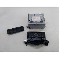 ZESTAW MULTIMEDIALNY CHEVROLET CRUZE 1.6 16V201096948422GCW1132570                                            