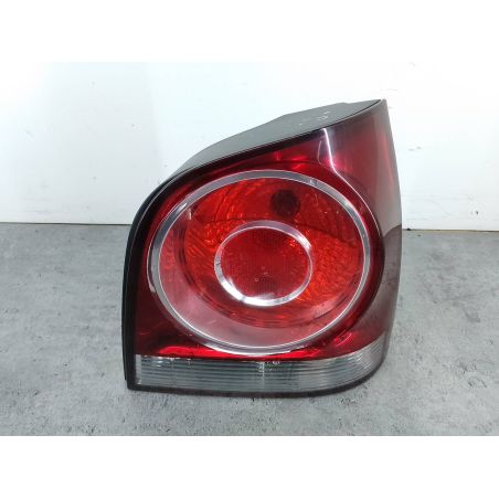 LAMPA TYLNA PRAWA VW POLO IV FL 1.2 12V 2005 965348 HELLA LA5F 64 2776 