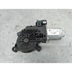 SILNICZEK SZYBY PRAWY PRZÓD VW POLO IV FL 1.2 12V 70KM1.2 12V20086Q2959801E  402144DLA7W702775                                            