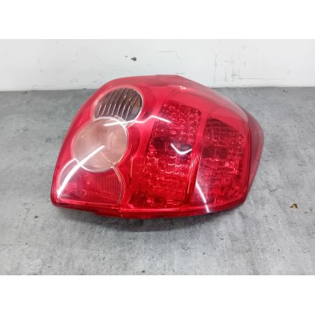 LAMPA TYLNA PRAWA TOYOTA AURIS I 1.4 VVT-I 97KM 1.4 VVT-I 2008 81550-02380-00 209 97 2820 