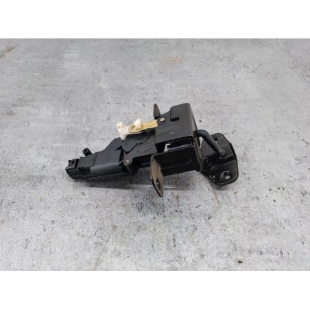 ZAMEK TYLNEJ SZYBY KIA SORENTO I 2.4 139KM 2.4 16V 2005 87130-3E000 6C 139 2484 