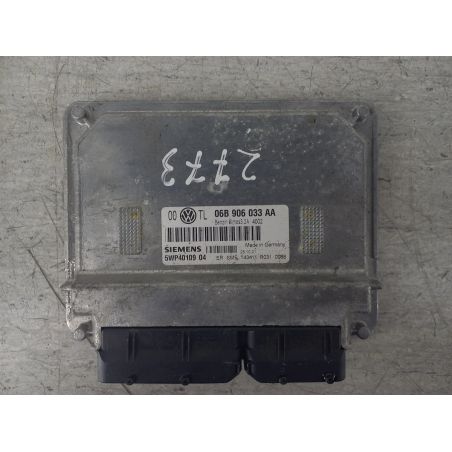 KOMPUTER, STEROWNIK VW PASSAT B5 FL 2.0 8V 115KM 2.0 8V 2001 06B906033AA  5WP4010904 LA7W 115 2773 