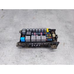 SKRZYNKA BEZPIECZNIKÓW KIA SORENTO I 2.4 139KM2.4 16V200591160-3E0606C1392484                                            