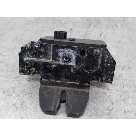 ZAMEK KLAPY OPEL VECTRA C 1.9 CDTI 150KM 1.9 CDTI 2006 13185566 Z163 150 2824 