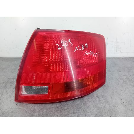 LAMPA TYLNA PRAWA AUDI A4 B7 2.0 TDI 140KM 2.0 TDI 2006 8E9945096E LY7W 140 2809 