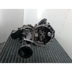 SKRZYNIA BIEGÓW MANUALNA 5 VW TRANSPORTER T4 2.4 D 78KM2.4 D1993CCY782932                                            