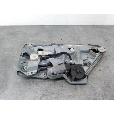 PODNOŚNIK SZYBY PRAWY TYŁ Z STELAŻEM PEUGEOT 206 CC 1.6 i 16V 109KM 1.6 i 16V 2006 9636597280D EZR 109 3012 