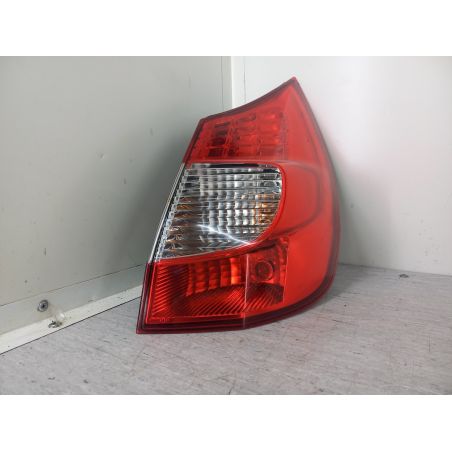 LAMPA TYLNA PRAWA RENAULT SCENIC II 1.9 DCI 130KM 1.9 DCI 2006 8200474327  2SK009467-02-37 HELLA  TED69 130 2963 